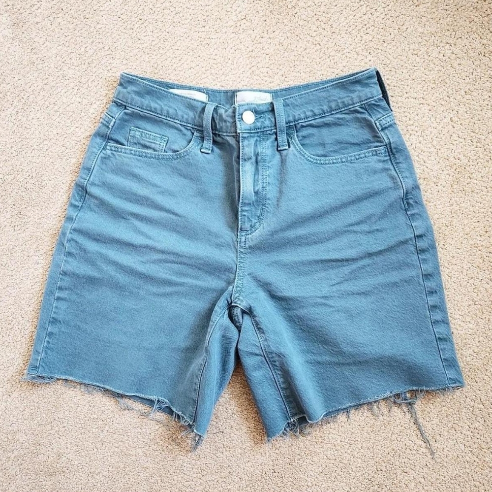 Womens universal thread vintage style green Bermuda shorts